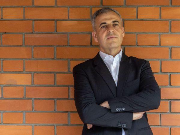 REMAX Klass oferă mai mult decât intermediere: soluții tehnice și comerciale prin Valentin Bucheru